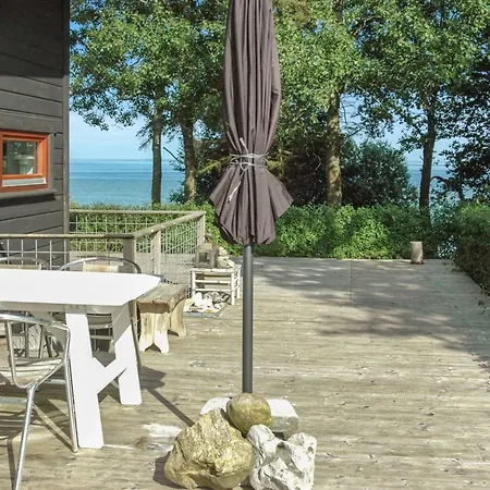 Pirjo - 50m From The Sea By Interhome Semesterbostad *