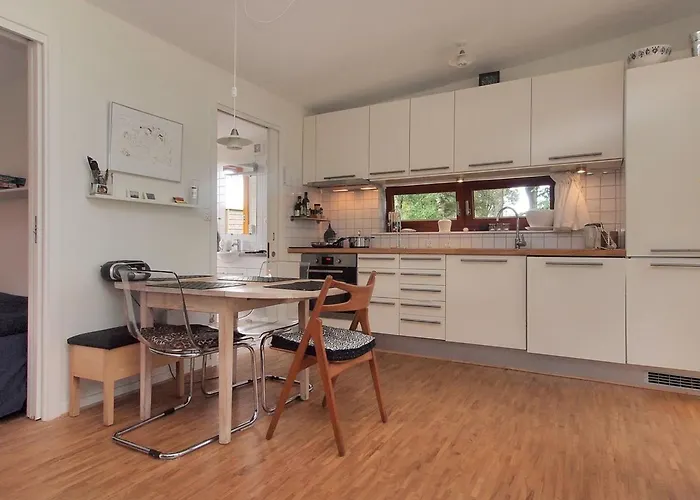 Pirjo - 50m From The Sea By Interhome *